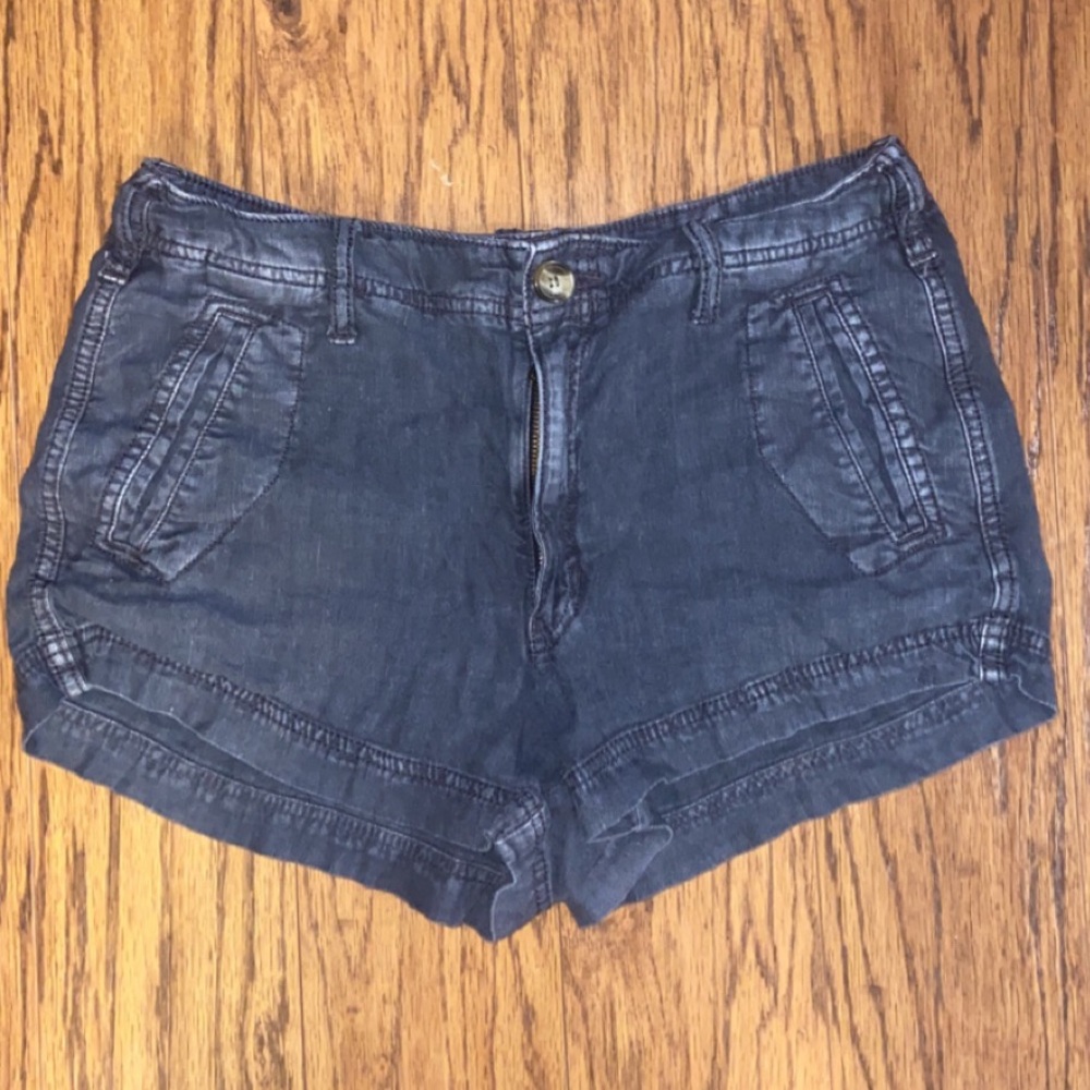 American Eagle Flowey Shorts